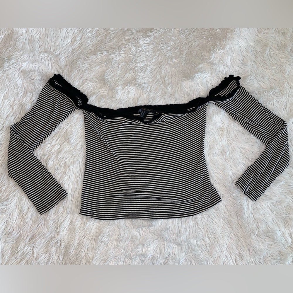 B&W Strip crop top